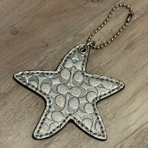 Coach Signature C Metallic Silver Starfish Hangtag